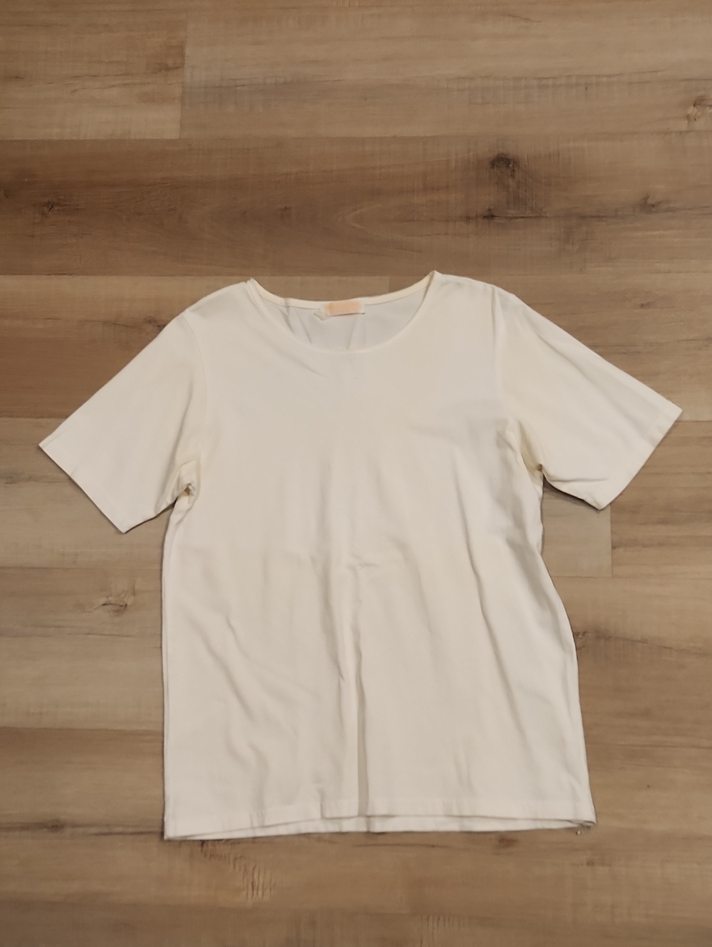 Brooks Brothers Women's Cream Short Sleeve Crewneck Tee